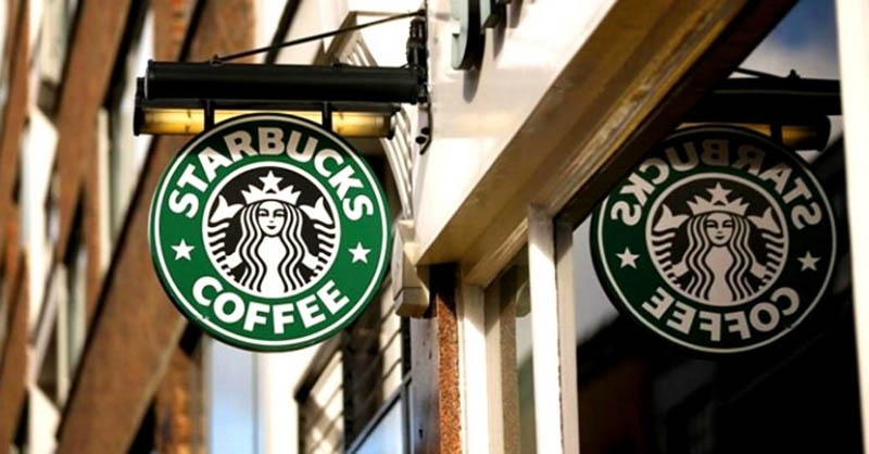 Lady Gaga cùng chiến dịch Buzz marketing của Starbucks