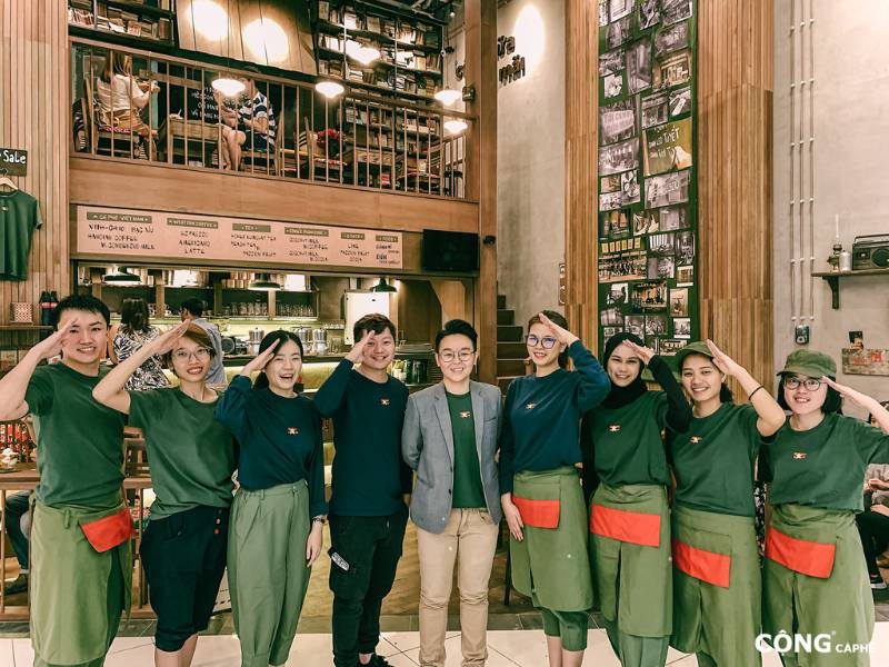 Cộng cà phê lấy con người làm trọng tâm Cộng cà phê lấy con người làm trọng tâm