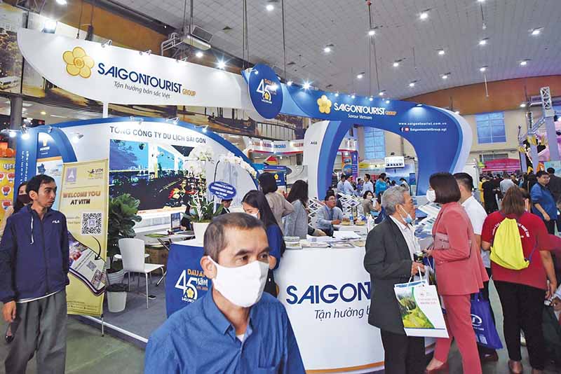 mô hình swot của saigontourist mô hình swot của saigontourist