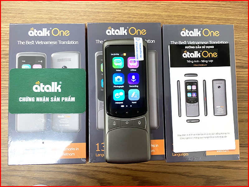 Máy phiên dịch 2 chiều Atalk One - Dịch 135+ ngôn ngữ Máy phiên dịch 2 chiều Atalk One - Dịch 135+ ngôn ngữ