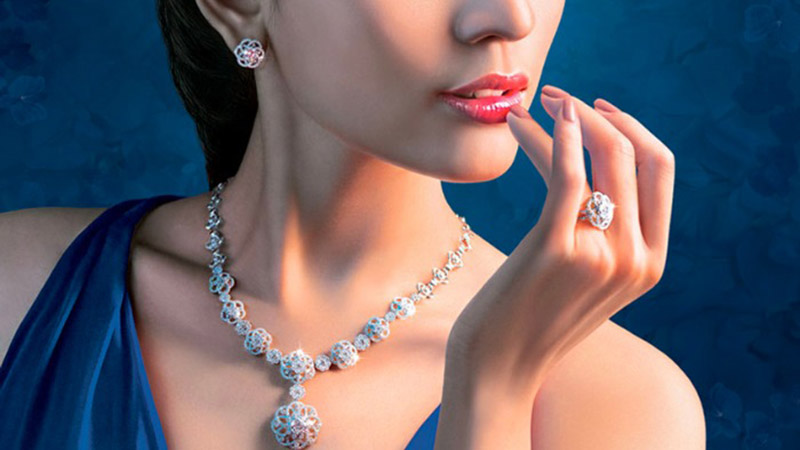 phân tích các yếu tố trong môi trường vĩ mô của pnj 2024 chi tiết