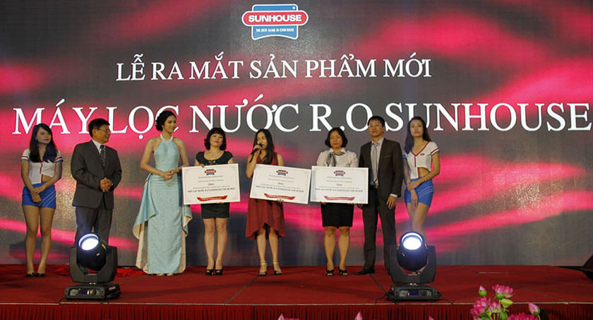 tổ chức sự kiện